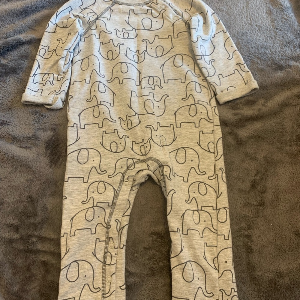 Carter's Gray Elephant Pattern Footie